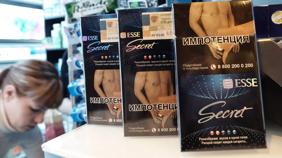 Зампред комитета Госдумы по охране здоровья Леонид Огуль заявил, что в России могут ввести пожизненный запрет на курение для граждан, рождённых после 2008 года, по аналогии с британской реформой о «поколении без курения».