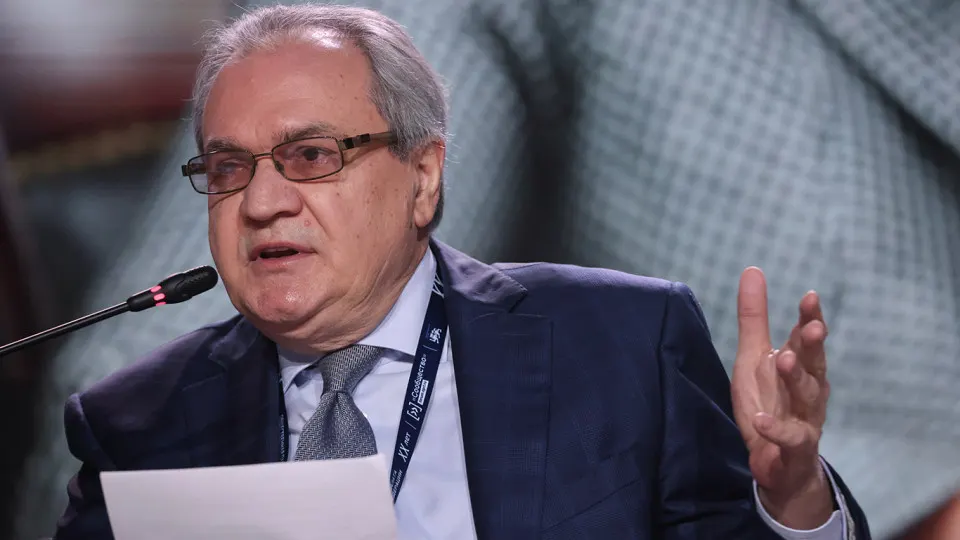 Глава Совета по правам человека Валерий Фадеев назвал использование VPN «противоестественным», заявил, что через них россияне ищут информацию «врагов», и посчитал оправданными временные отключения мобильного интернета на фоне борьбы с зарубежными сервисами.
