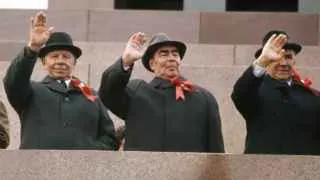 Минэнерго планирует до конца 2026 года установить для нефтяных компаний обязательные параметры выпуска бензина и дизтоплива, приоритет поставок на внутренний рынок и контроль цен на АЗС на фоне повреждения значительной части мощностей НПЗ ударами украинских беспилотников.