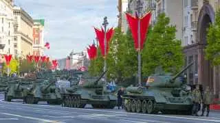 Военные приоритеты радикально перестроили российскую экономику, усилив сырьевую зависимость, деформировав рынок труда и институты, но одновременно создав несколько точек опоры для будущего восстановления. Послевоенный переход потребует не просто «возврата к норме», а сложной перенастройки экономики с учётом интересов миллионов людей, чьё благосостояние сегодня связано с военной моделью.