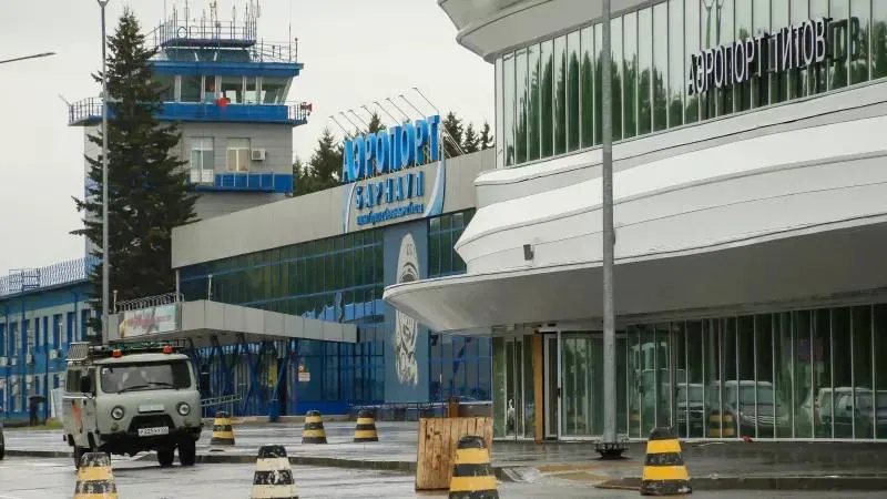 Суд признал руководителя подрядчика виновным в мошенничестве: с его счетов поступило более 1,6 млн рублей, ему назначили три года условно и запрет на руководящие должности.