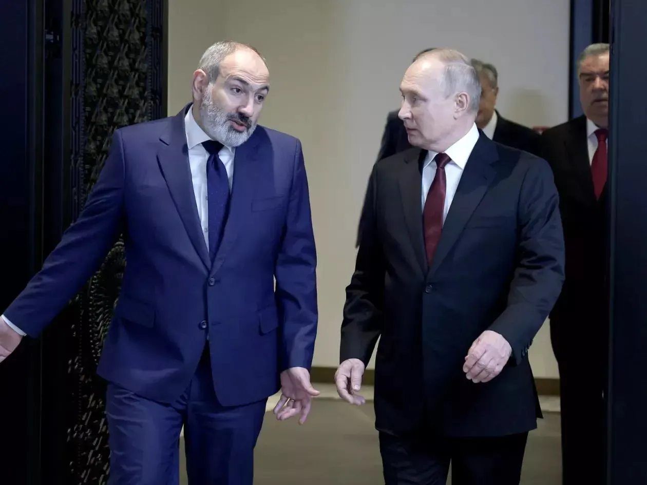 Премьер Армении заявил, что Ереван не вступит в санкционный режим ЕС, но также не намерен предпринимать шаги, которые могли бы привести к санкциям в отношении самой Армении.