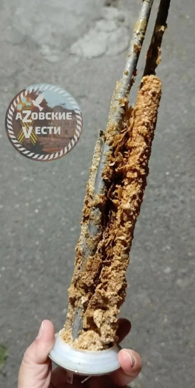 Ирек Файзуллин заявил, что вода из-под крана по-прежнему требует кипячения. Между тем на федеральный проект «Чистая вода» потрачены сотни миллиардов рублей, а аудит выявил крупные проблемы в расходовании средств и незавершённые объекты.