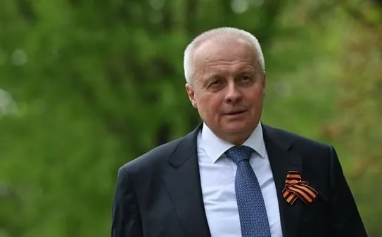 МИД РФ вызвал в Москву посла России в Армении для консультаций; параллельно введены временные ограничения на ввоз ряда армянских товаров.