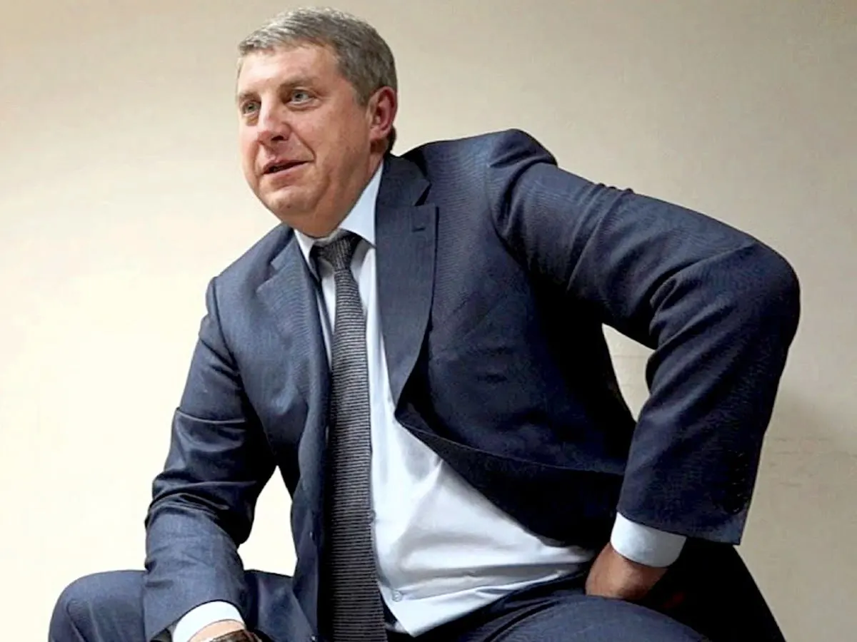 На церемонии представления врио губернатора зампред в ЦФО сообщил, что Александр Богомаз удостоен ордена Александра Невского. 13 мая в отставку ушли губернаторы Брянской и Белгородской областей, им назначены врио.