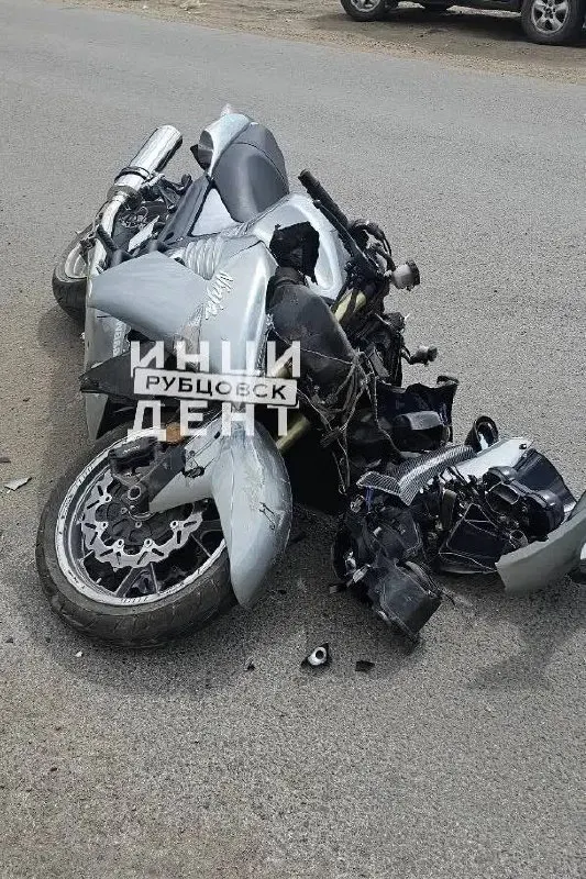 По данным страховщиков, мотоциклы составляют около 0,11% случаев по ОСАГО; Алтайский край занимает шестое место по доле ДТП с мототехникой — примерно 4%.