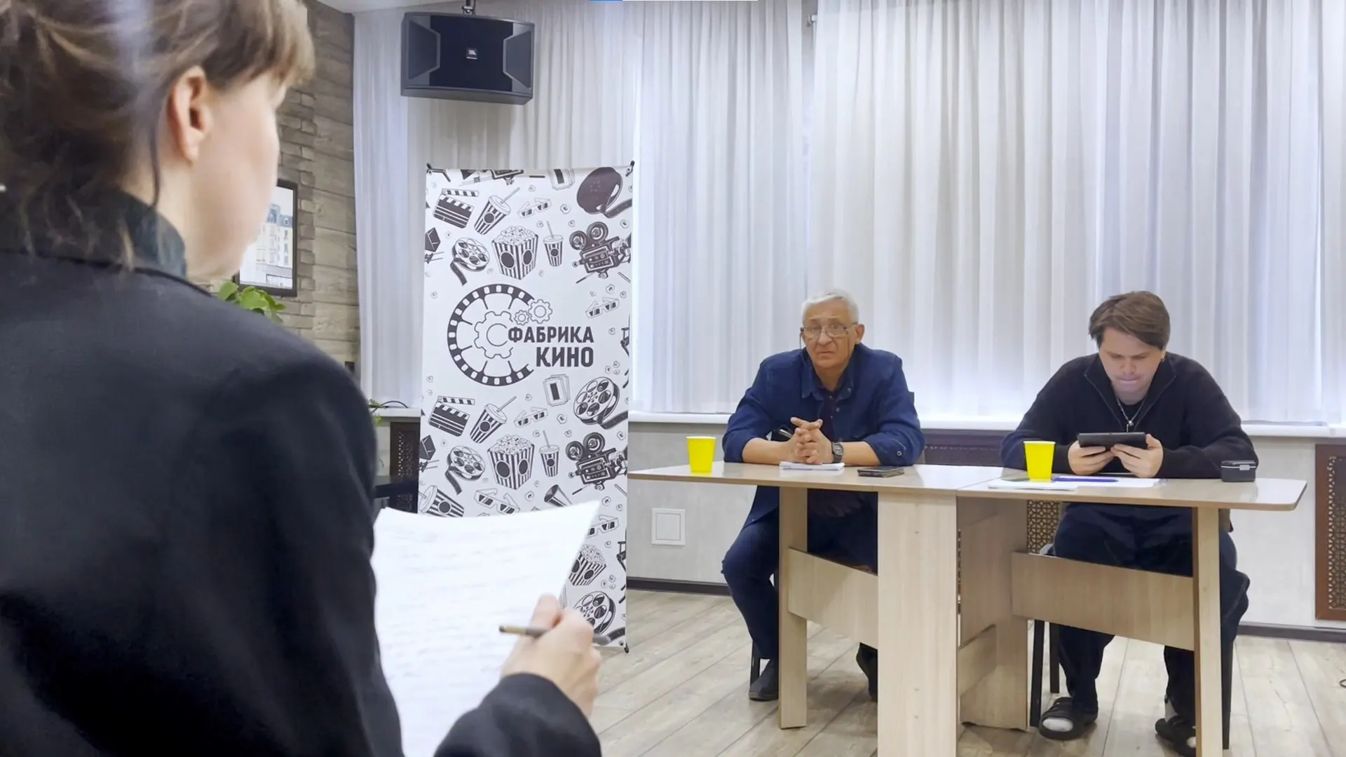 В Бийске и Барнауле планируют начать производство полнометражного фильма «Импостер». Сейчас идут кастинги — приглашают и профессионалов, и новичков; создатели заявляют, что картина затронет темы молодёжи, СВО и рисков в интернете.