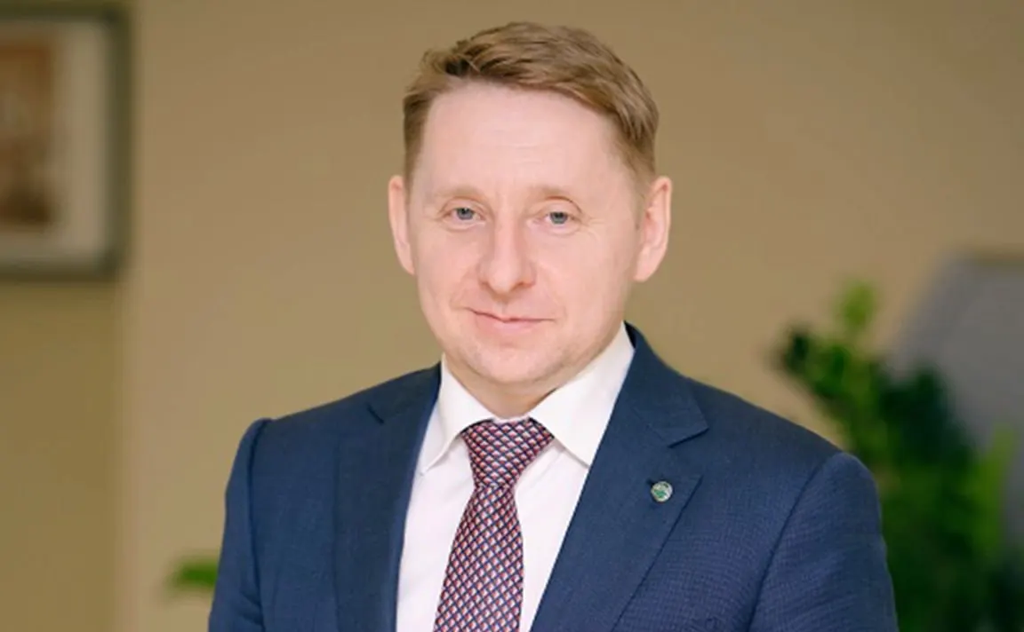 Министерство финансов США убрало ограничения с Сергея Мальцева и с уроженки Екатеринбурга Ольги Райкес; у Райкес остаются связи с австрийской компанией, которая по-прежнему фигурирует в санкционных списках.