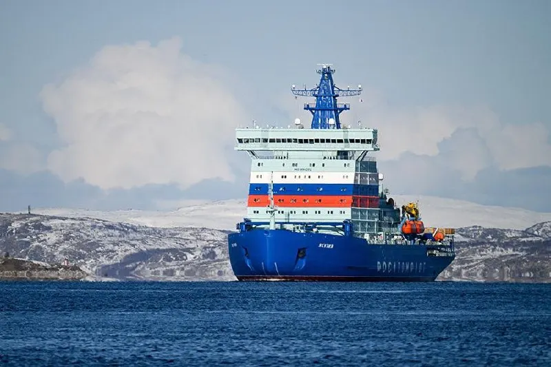 Верховный суд РФ рассмотрит жалобу по делу о банкротстве Мурманского морского пароходства. За годы до банкротства из компании вывели сотни миллионов рублей, моряки остались без зарплат, а место оператора в Арктике заняли иностранные судоходные компании.