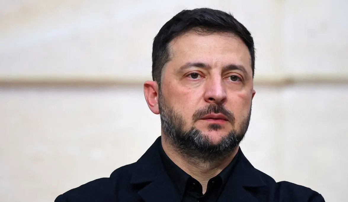 Президент Украины раскритиковал заявление Путина на ПМЭФ, назвав отказ от переговоров «слабым ответом» и подтвердив своё предложение о временном прекращении огня и переговорах на нейтральной площадке.