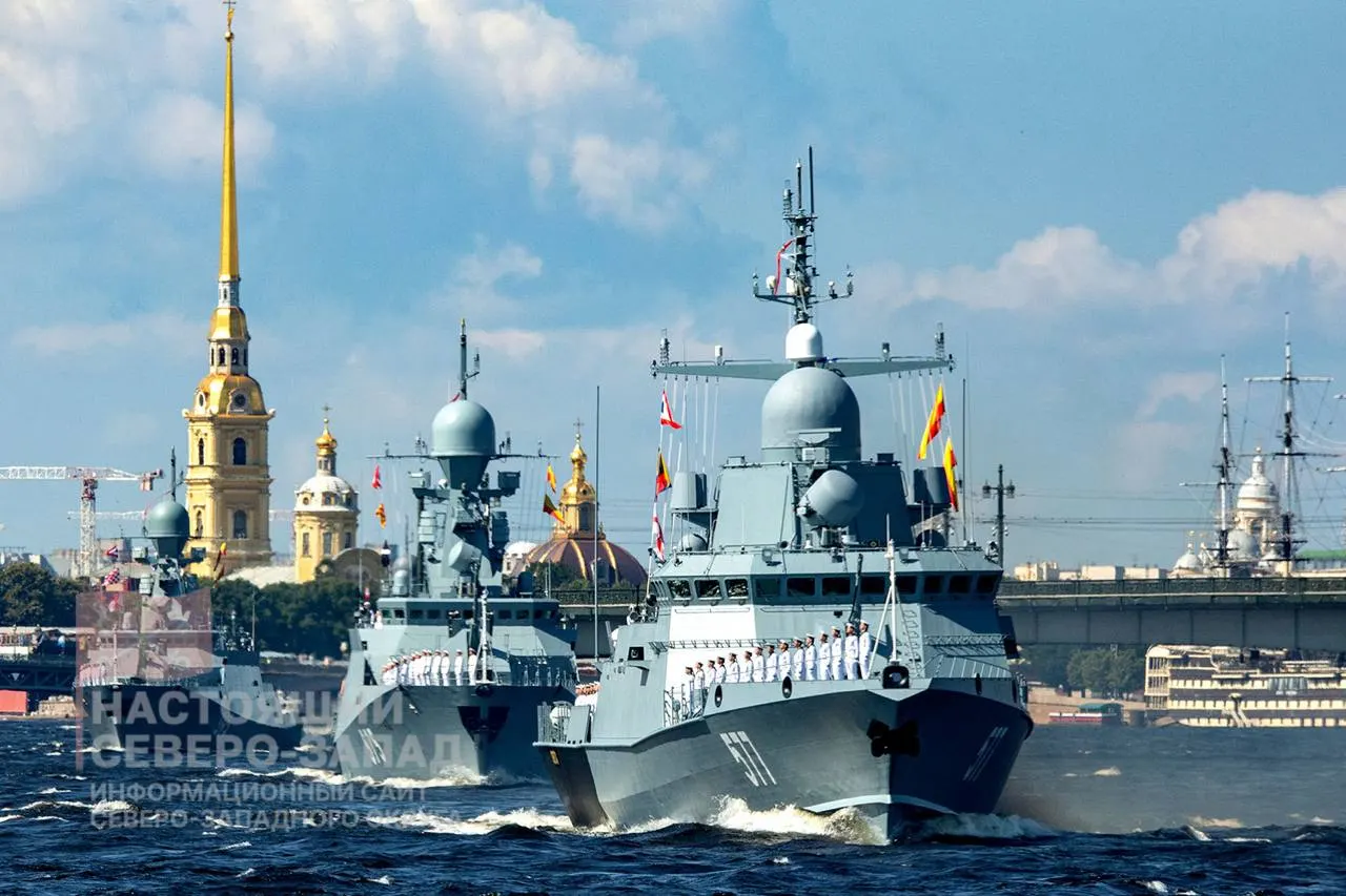 Минобороны не планирует проводить главный парад ВМФ в Санкт‑Петербурге: мероприятие отменяют второй год подряд, ранее его уже сокращали и отменяли морскую часть.