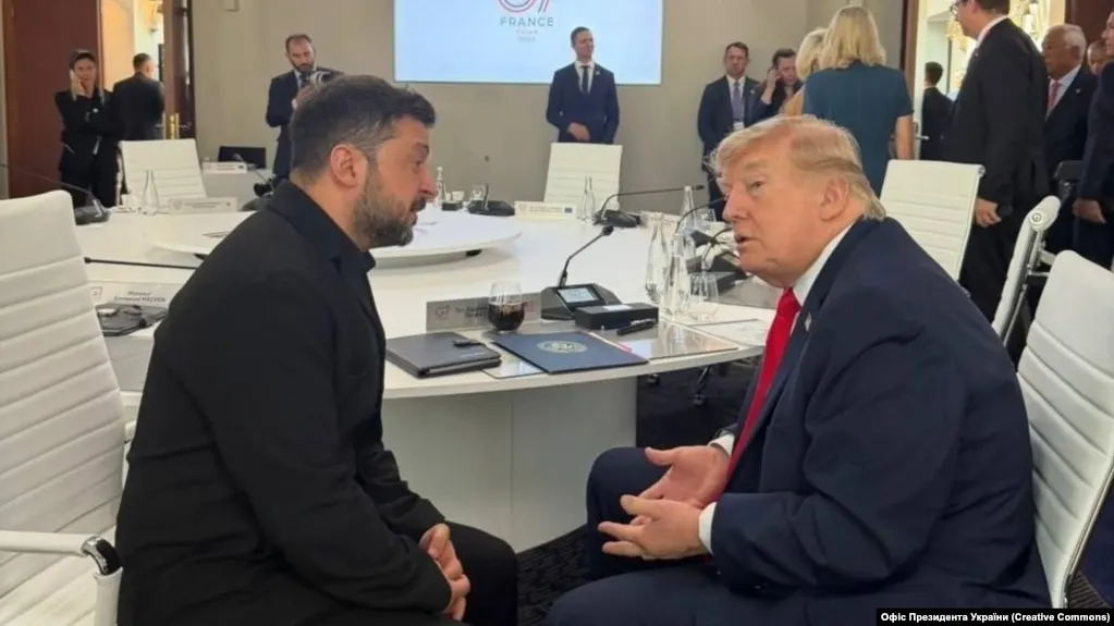 На саммите G7 в Эвиане лидеры согласились наращивать давление на Россию, рассматриваются новые санкции в энергетике и банках, а также усиление поставок средств ПВО Украине.