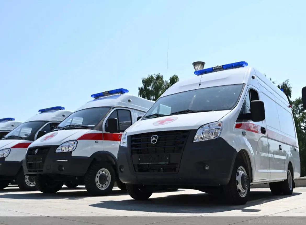 Машины передали 18 июня: автомобили распределят по городам края, одна специализированная реанимационная машина — в краевой кардиодиспансер. На закупку из бюджета потратили около 150 млн рублей.