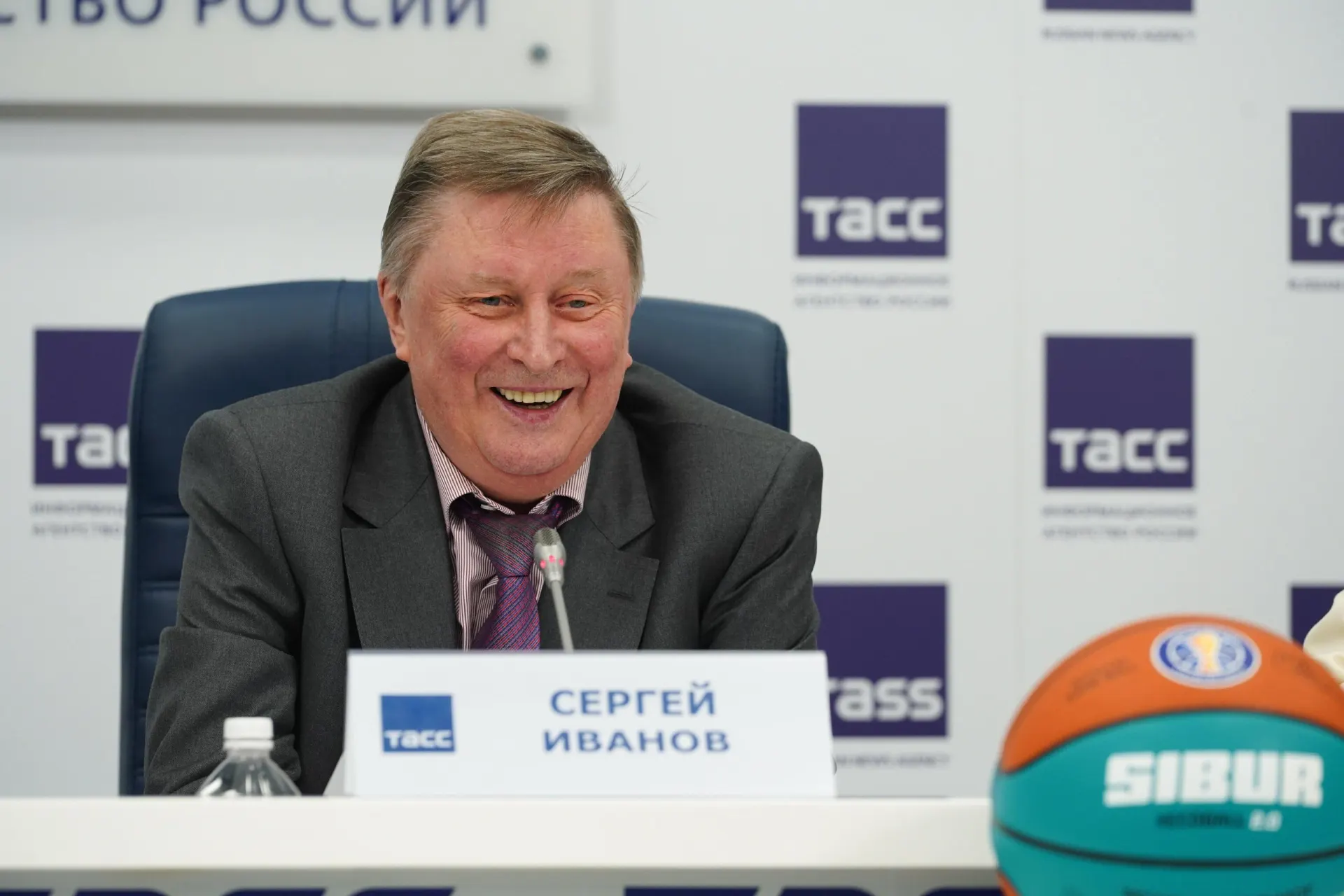 Экс‑министр обороны Иванов скончался в 73 года. Близкий знакомый сообщил, что общался с ним за три дня до смерти и поделился воспоминаниями о последней встрече.