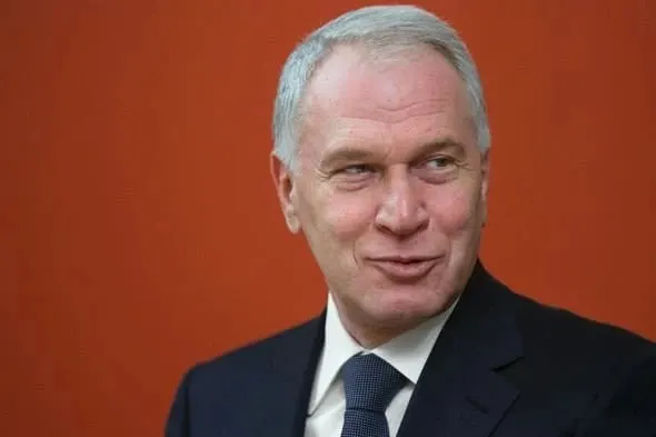 Указ о награждении опубликован на портале правовых актов — орден вручен за вклад в социальные проекты, сохранение культурно-исторических ценностей и благотворительность.
