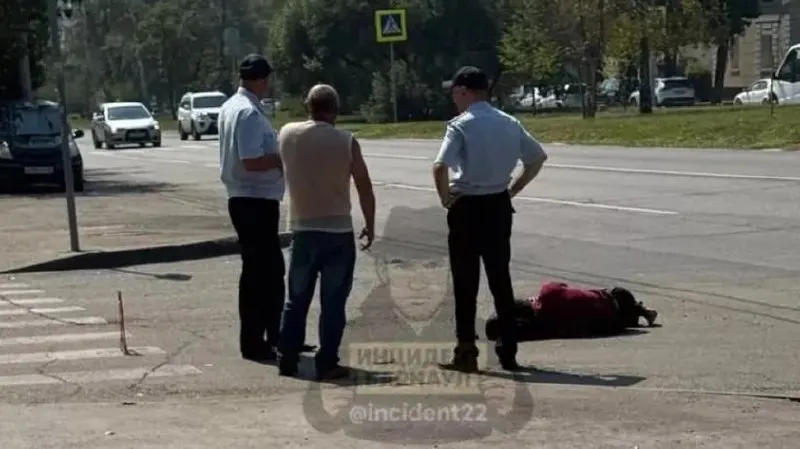 Расследование аварии на Змеиногорском тракте завершено: несмотря на серьёзные травмы подростка, водителю не предъявили обвинений в причинении вреда здоровью — ему выписан штраф за выезд на встречную полосу.