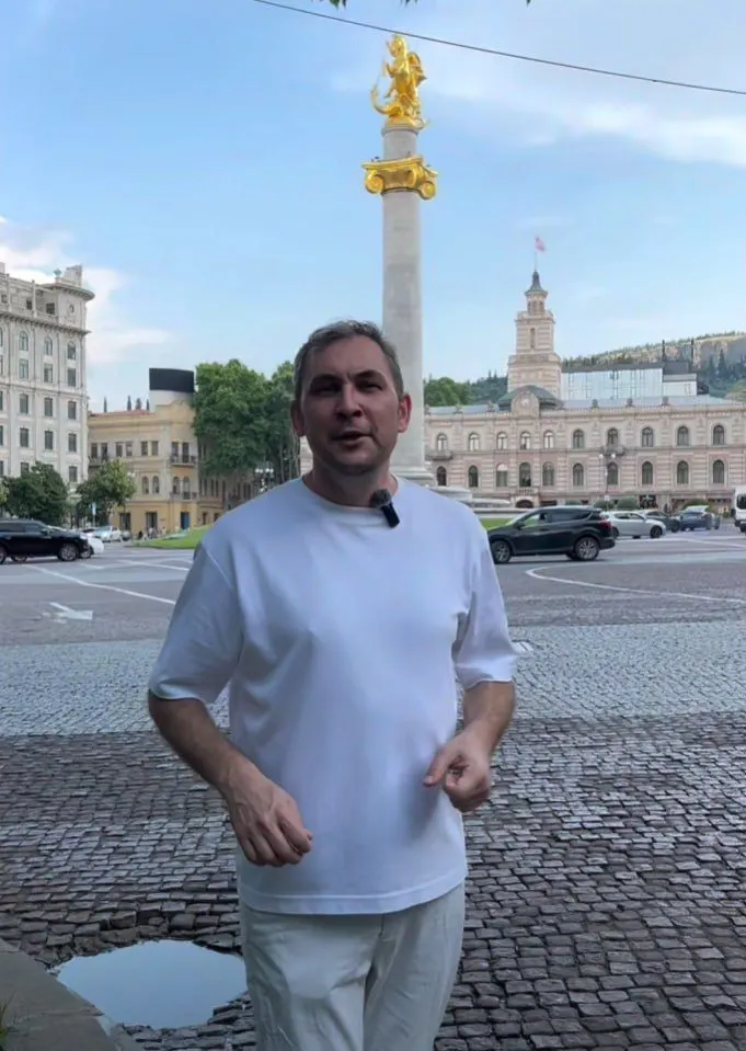 Популярного автора русскоязычного блога о Грузии внесли в реестр «экстремистов и террористов» Росфинмониторинга. Сам блогер пока не прокомментировал решение.