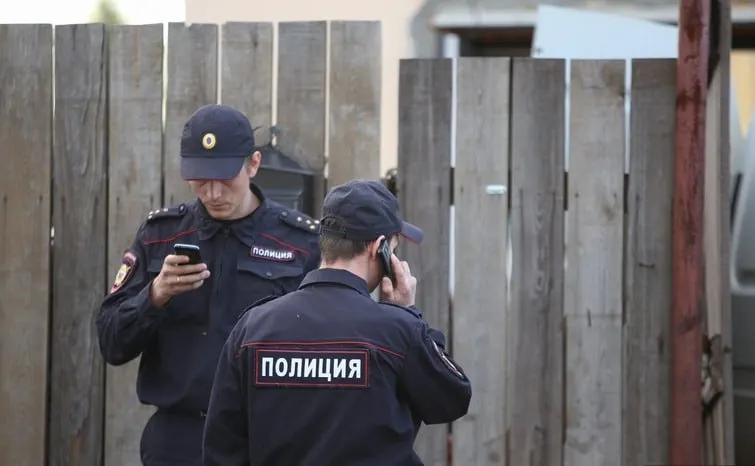 Петропавловский районный суд признал женщину виновной: во время ссоры в мае 2026 года она задушила супруга. Суд учёл признание вины, раскаяние и состояние здоровья подсудимой.