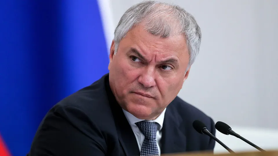 Спикер Госдумы заявил, что принятые в восьмом созыве законы направлены на защиту подрастающего поколения и общества и отражают общественный запрос. Среди мер — ограничения по вейпам, налоговые изменения, ужесточение интернет‑регулирования и расширение полномочий силовых ведомств.