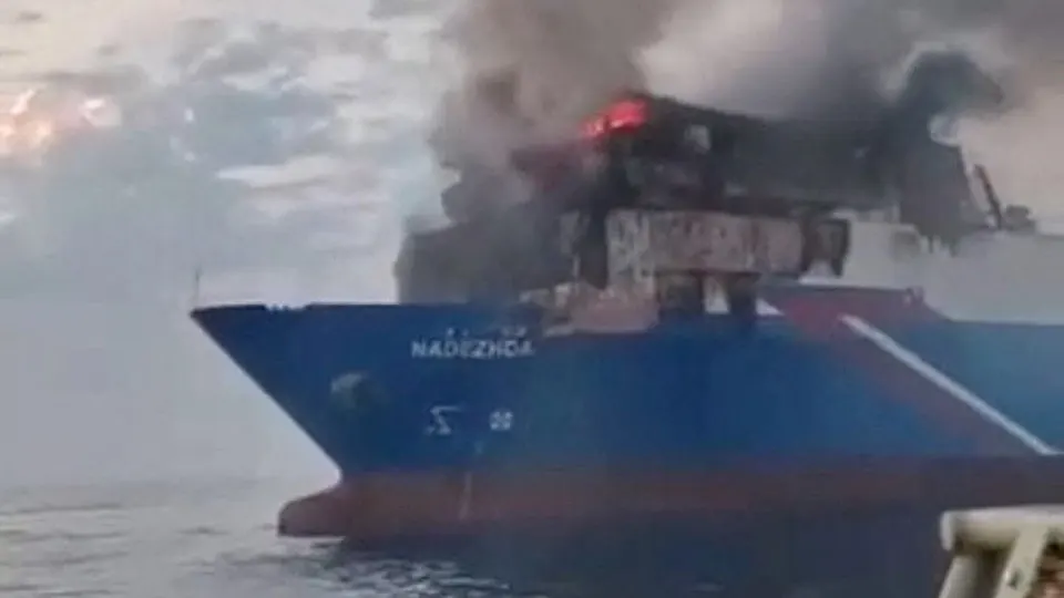 Из-за атак в Черном море и санкций многие товары попадают в Россию обходными путями, что повышает стоимость и сроки поставок европейской продукции.
