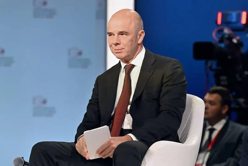 Глава Минфина заявил, что бюджет обеспечен ресурсами; дефицит с начала 2026 года достиг примерно 6,46 трлн рублей (около 2,8% ВВП).