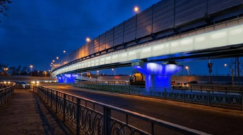 Развязку подсветят за 9,8 млн рублей; подрядчик — барнаульская компания «Ермак», работы завершатся к 31 октября.