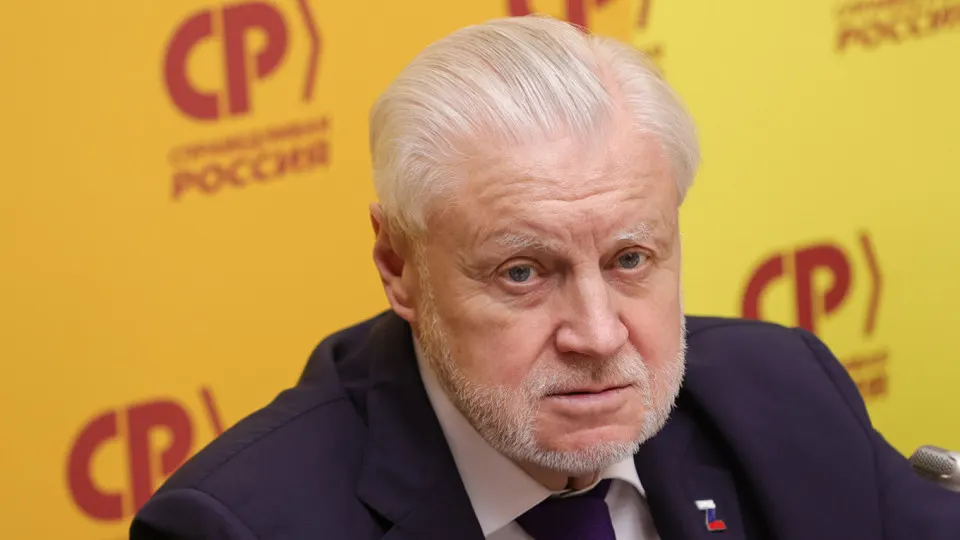 Лидеры говорят о снижении доверия к власти и необходимости скорректировать социальный курс; по итогам выборов партия преодолела порог и вошла в Госдуму.