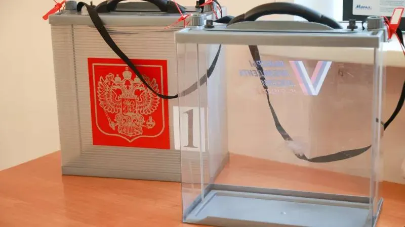 После обработки свыше 15% бюллетеней лидирует «Единая Россия» — 50,4%. Далее — КПРФ (13,5%), «Новые люди» (13,2%), ЛДПР (11,4%) и «Справедливая Россия» (6%).
