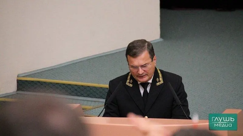 Высшая квалификационная коллегия судей приняла дисциплинарную меру к руководителю Саратовского областного суда и двум его заместителям после комплексной проверки деятельности судов региона.