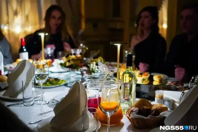 Два омских заведения — Осип Терлеев и Skopin — попали в шорт-лист премии WHERETOEAT по Сибирскому федеральному округу; в списке более 60 заведений из региональных городов, итоги подведут 20 октября в Красноярске.