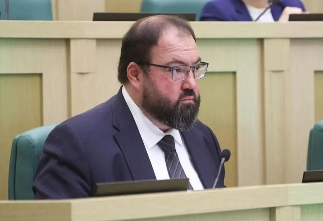 На фоне атак беспилотников обсуждают меры защиты дата-центров и восстановление сервисов.